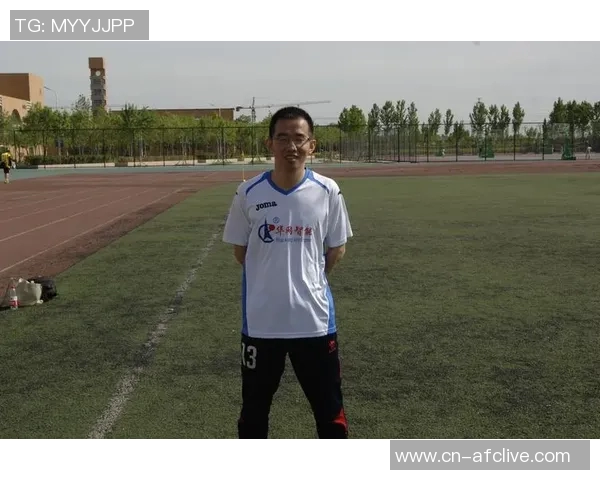 哈尔滨足球队奋勇争先展现风采全力冲击新赛季目标与挑战并存 哈尔滨足球队奋勇争先展现风采全力冲击新赛季目标与挑战并存